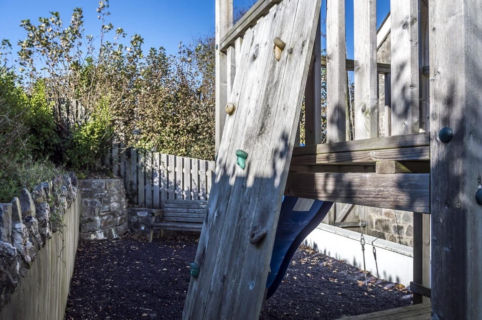 Barn Conversion - Hot Tub - Penally - Tenby (1203)