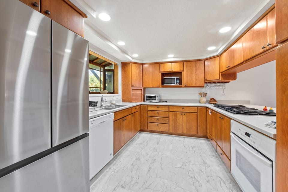 11 Canyon Terrace - Kitchen Area