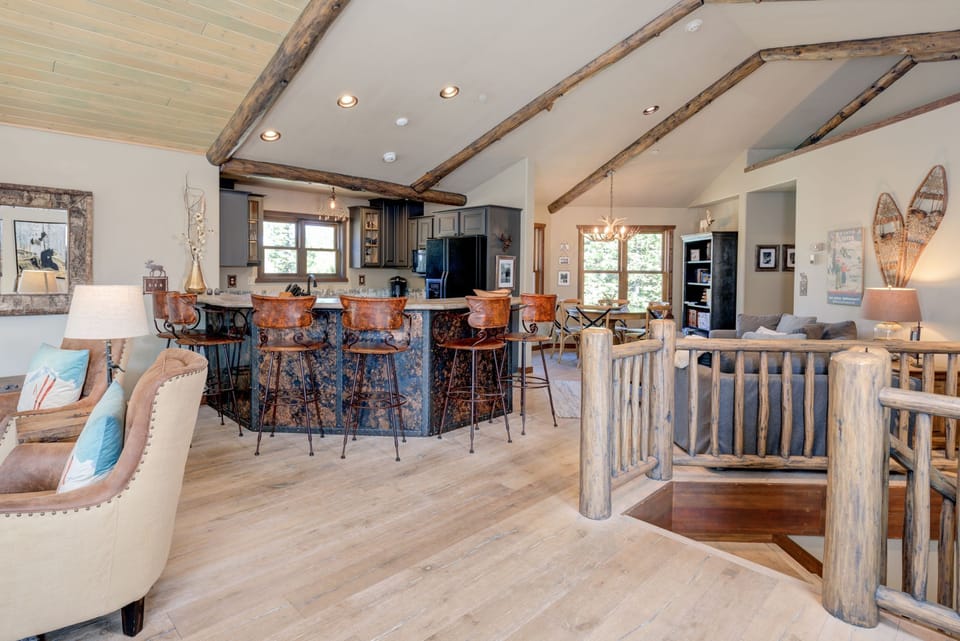 Grey Moose Lodge, Kitchen, 4