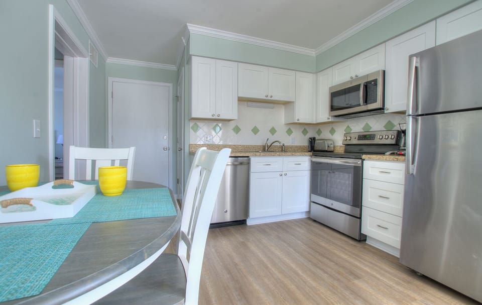 Dining Area/Kitchen
