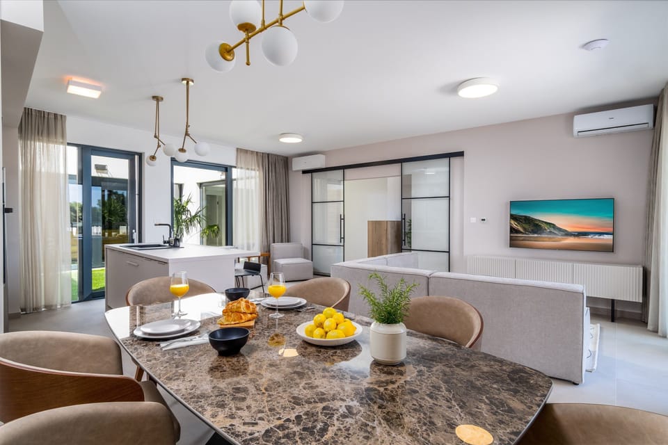 The Interior is very well organized, modern and light