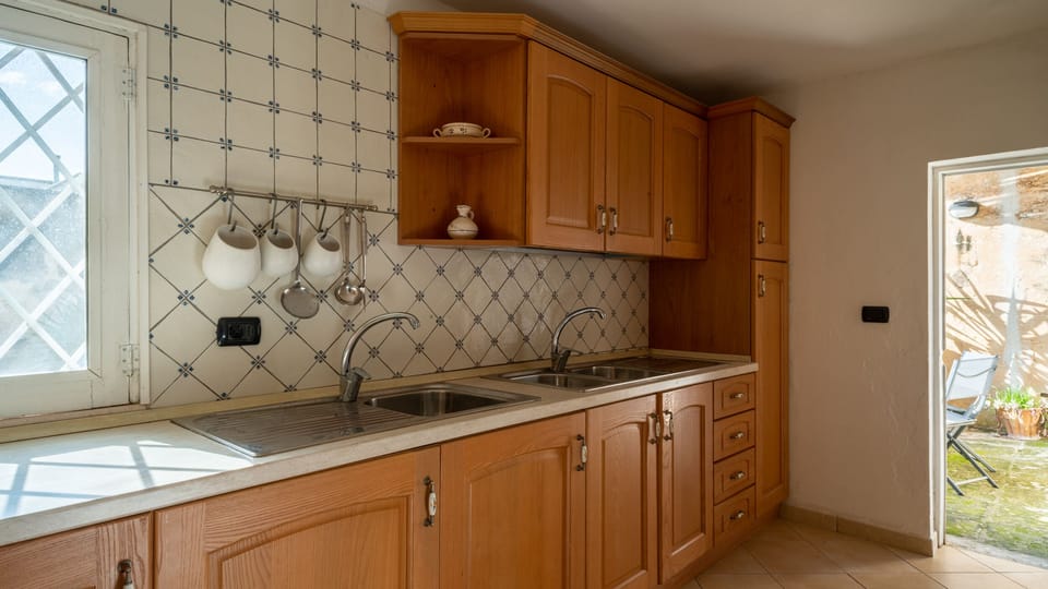 Apartment, 3 Bedrooms, Accessible, Terrace | Private kitchen | Full-size fridge, microwave, oven, stovetop