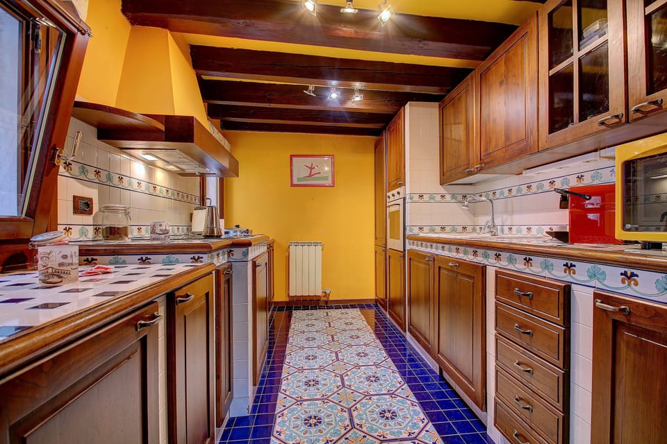 Apartment, 3 Bedrooms, Terrace | Private kitchen