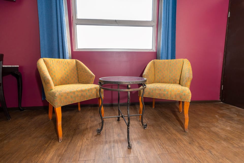 Deluxe Room, 1 King Bed | Free WiFi, bed sheets