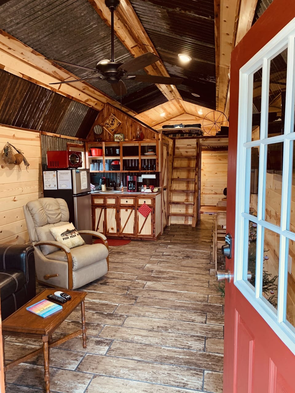 Welcome to the cabin!