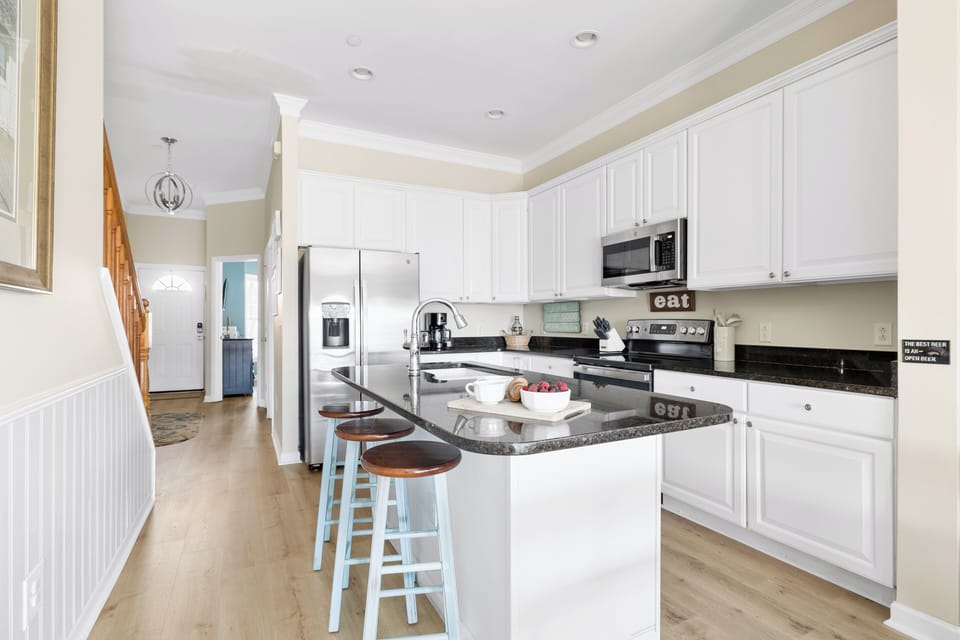 Start your mornings right at this cozy breakfast bar with seating for three!