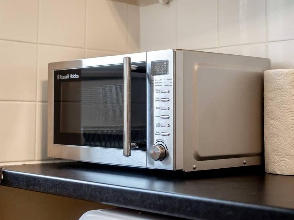 Quality kitchen equipment (2)