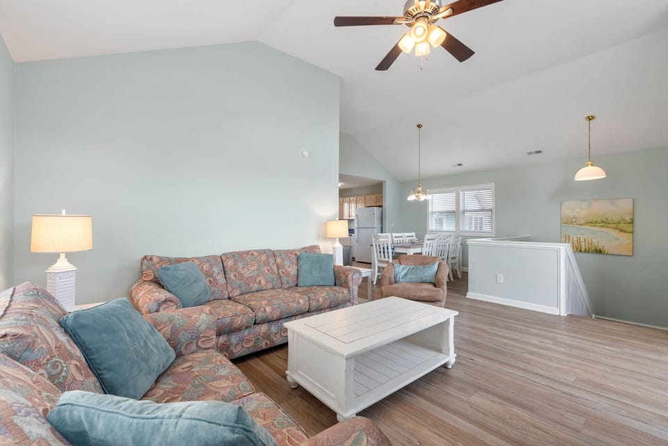 OSI09: Dream23 l Top Level Living Area
