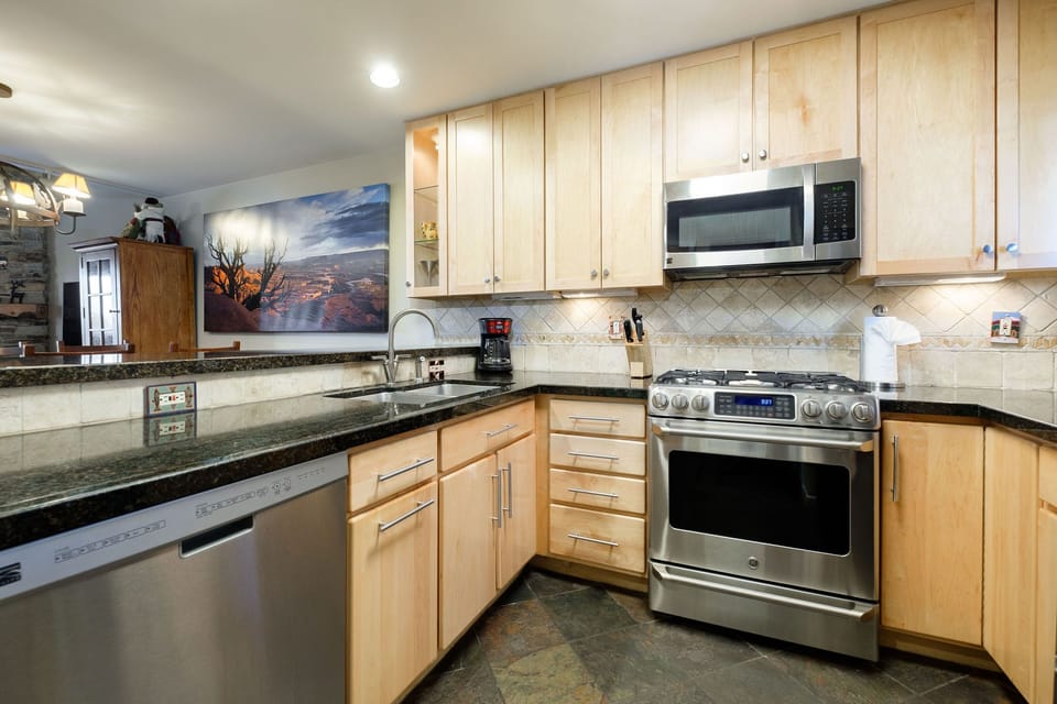 Fully equipped kitchen