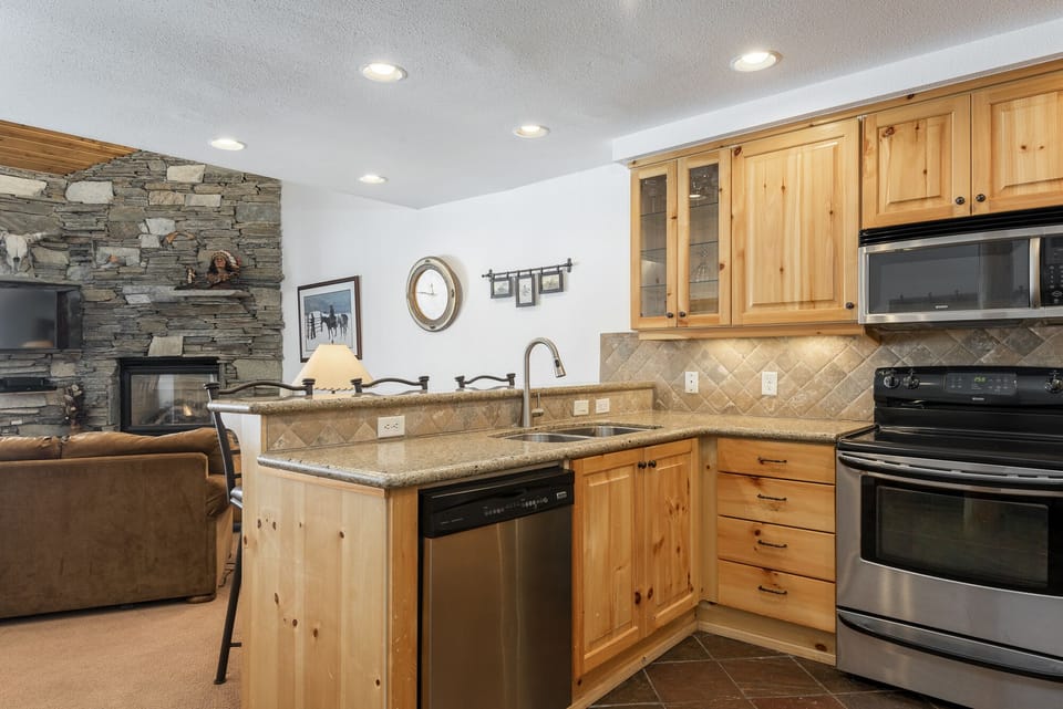 Fully equipped kitchen