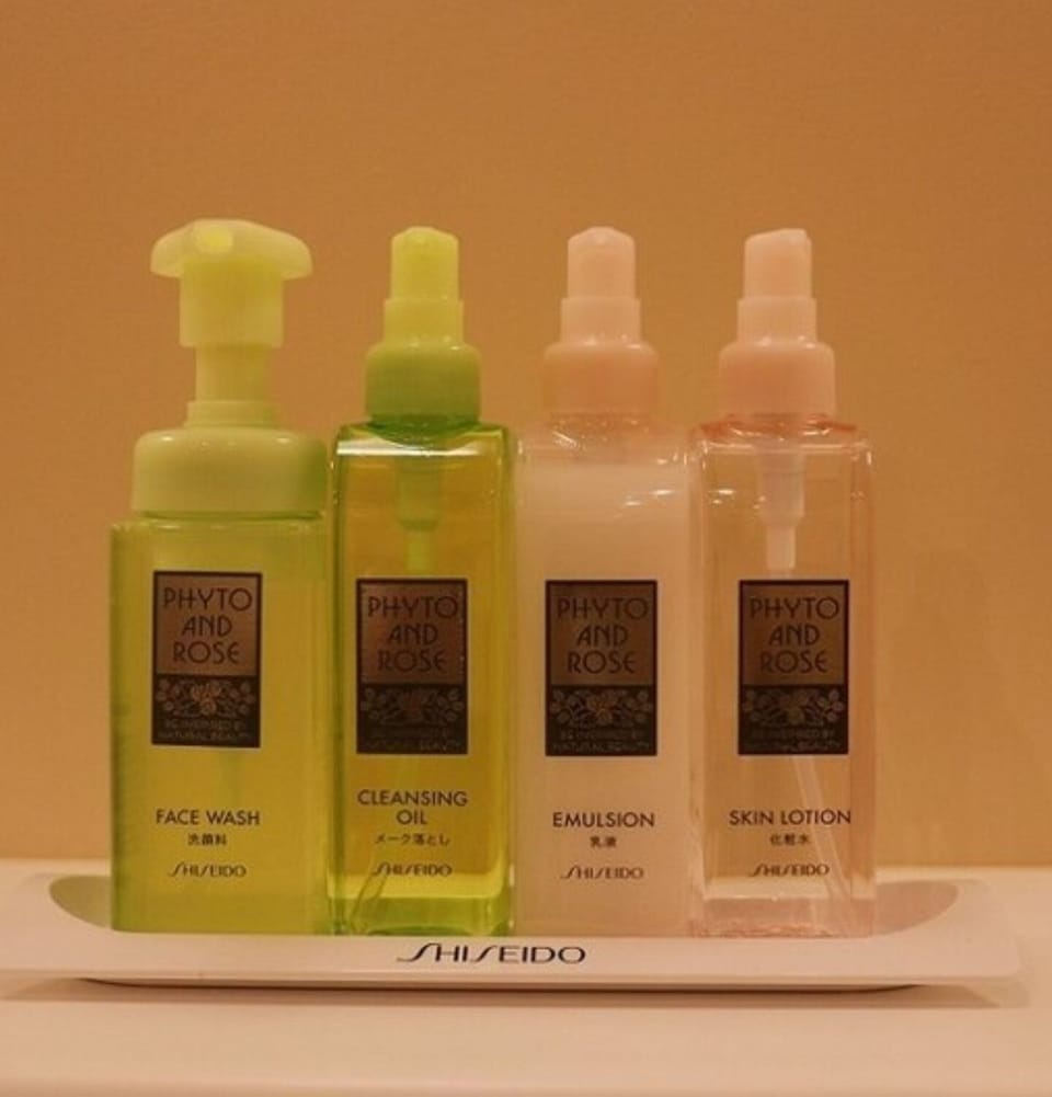 Bathroom amenities