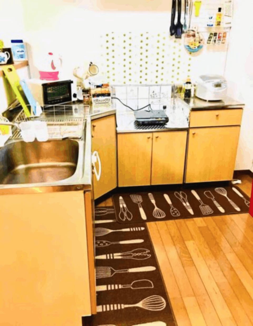 Apartment | Private kitchenette | Coffee/tea maker, fridge, microwave, stovetop
