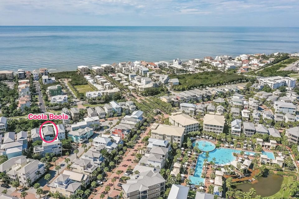 3 min walk to beach and resort pool