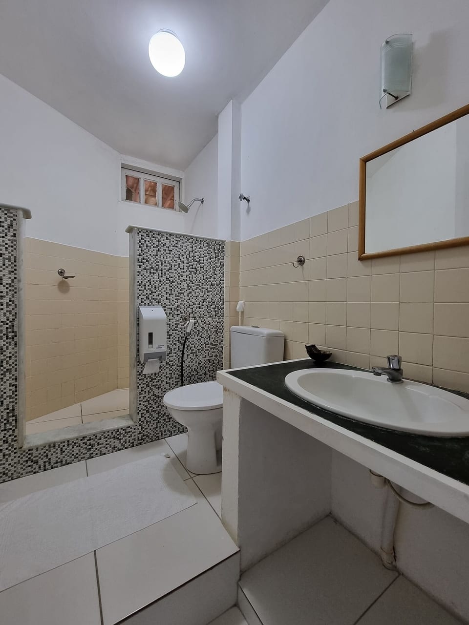 Family Apartment | Hypo-allergenic bedding, free WiFi, bed sheets