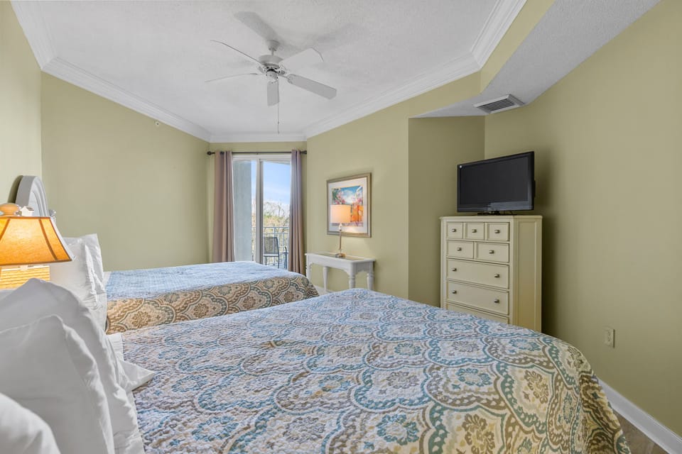 Double Queen Suite with Private Balcony