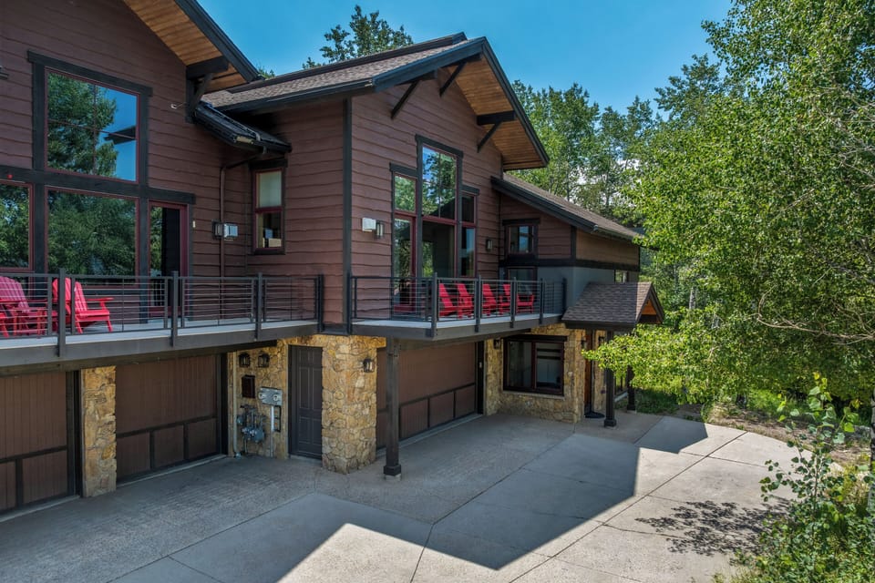 Welcome to Apres Lodge South