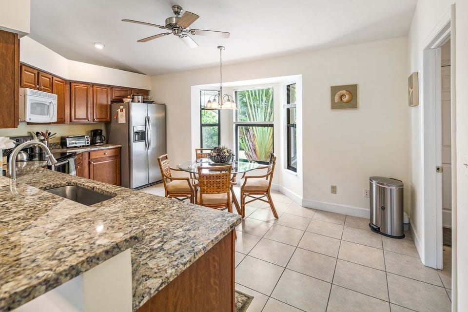 Kitchen and dining area