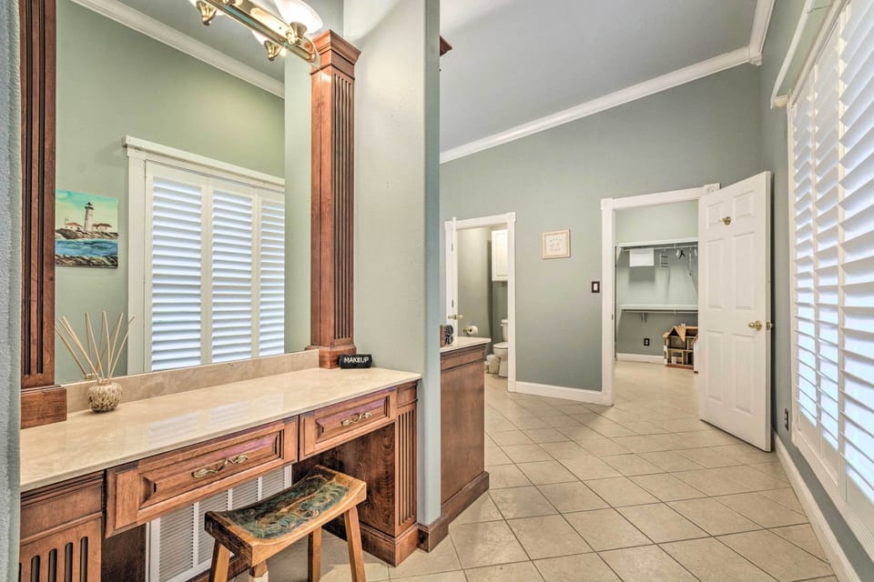 En-Suite Bathroom