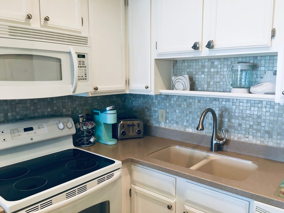 Keurig or drip, the choice is yours for that savory coffee brew