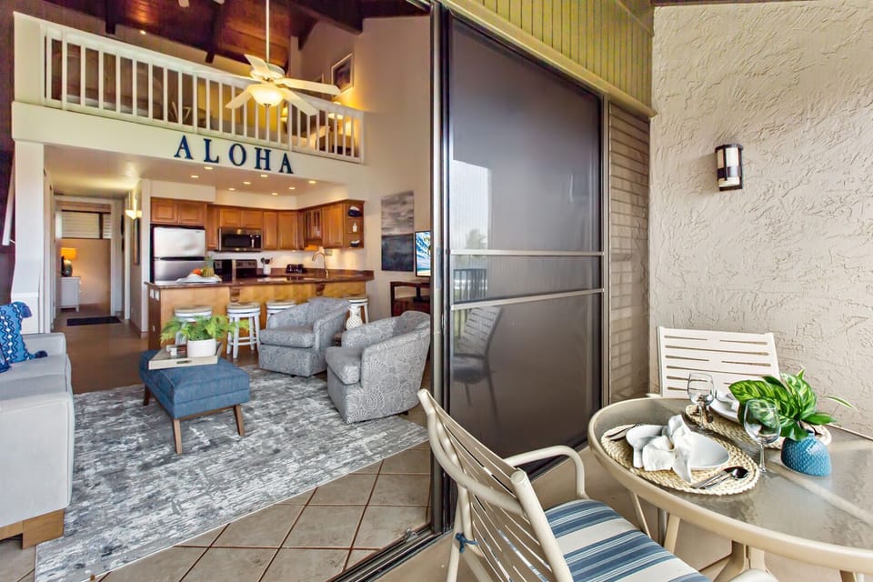 Large sliding glass doors to access the lanai