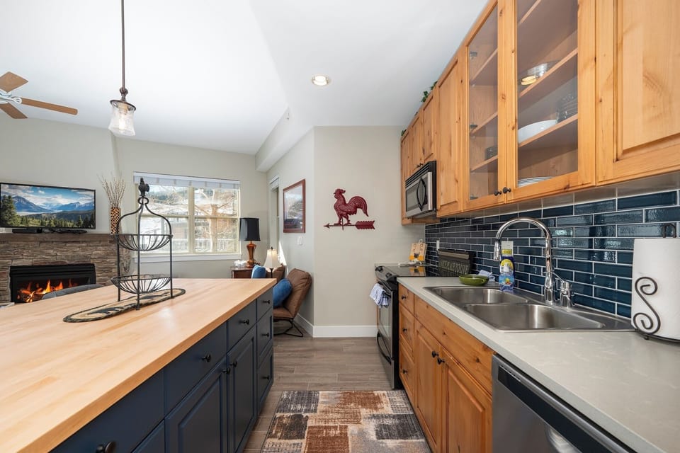 Fully stocked kitchen with plenty of space to make meals for your whole group.