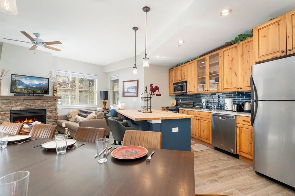 Fully stocked kitchen with plenty of space to make meals for your whole group.