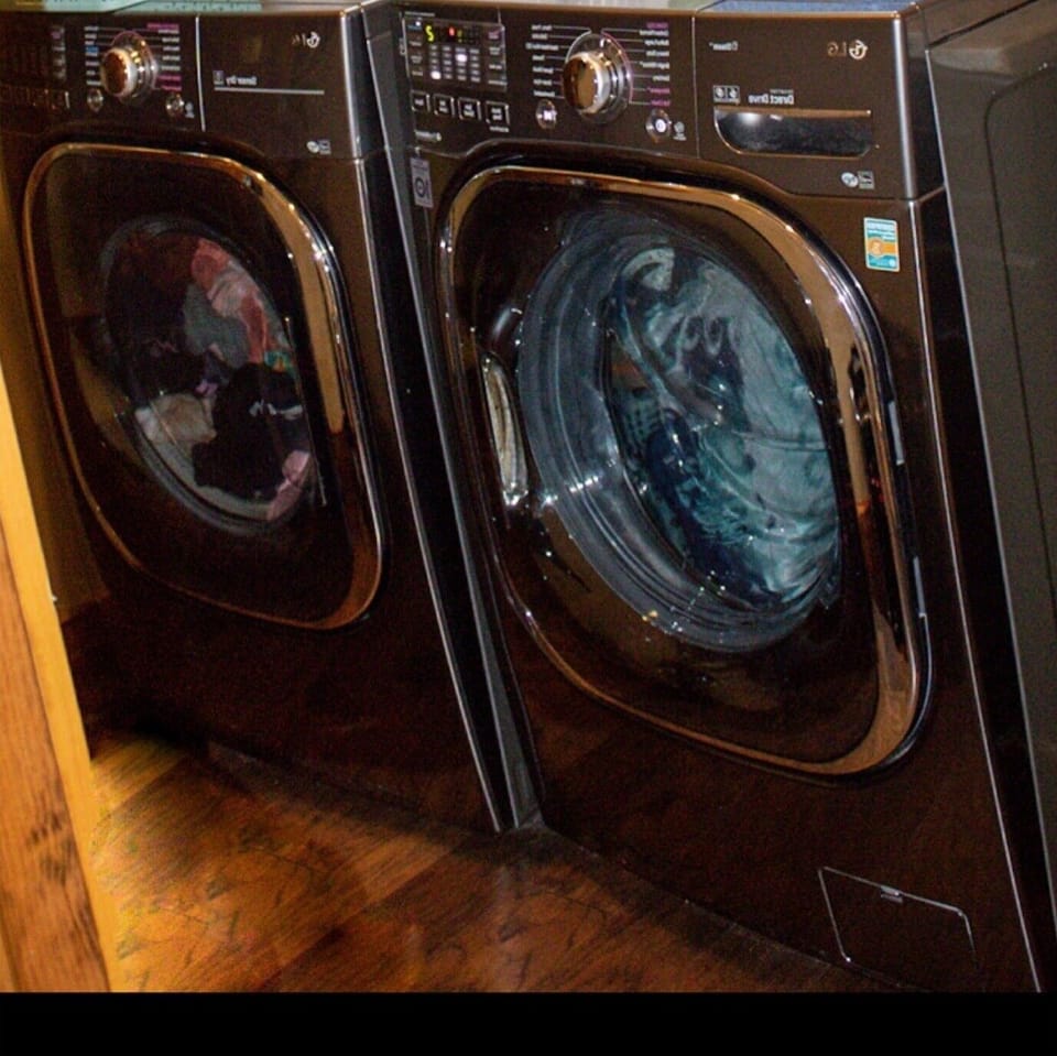 Washer & dryer