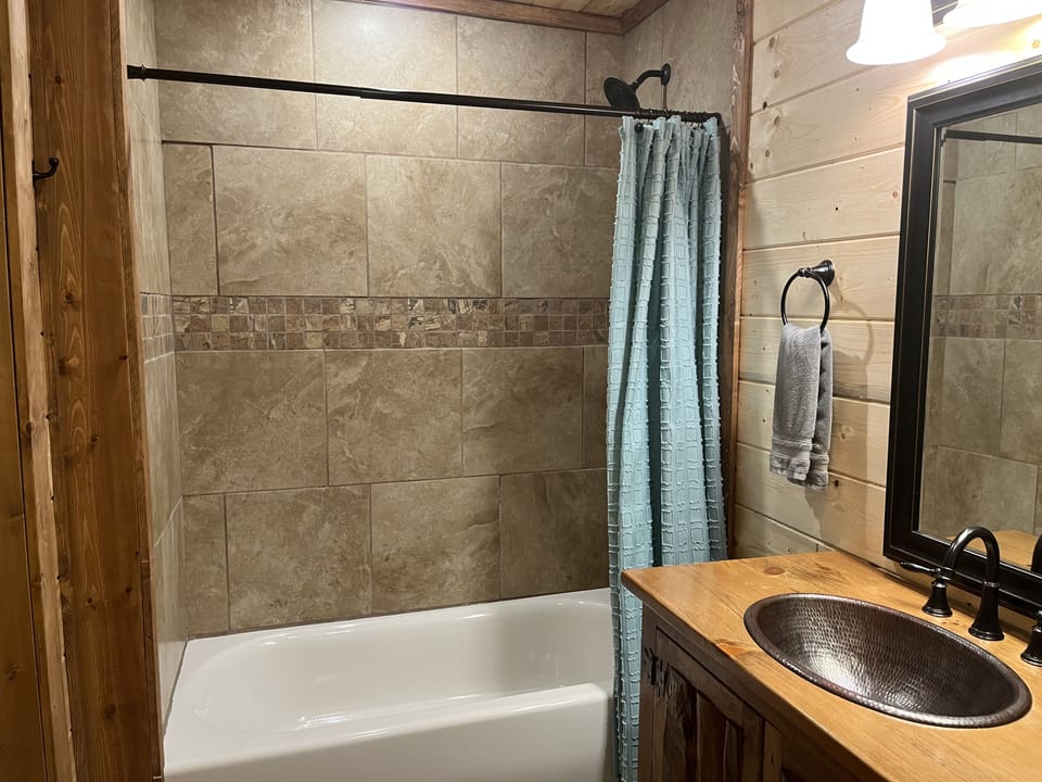 Bunk Room Bathroom