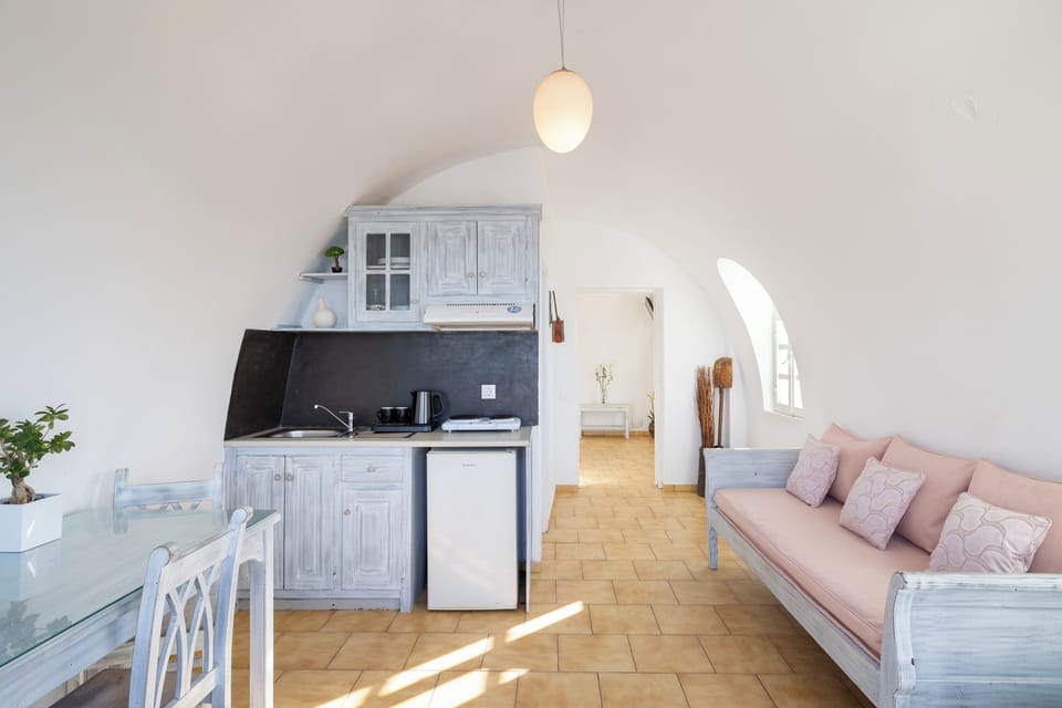 Apartment, Sea View | Free WiFi, bed sheets