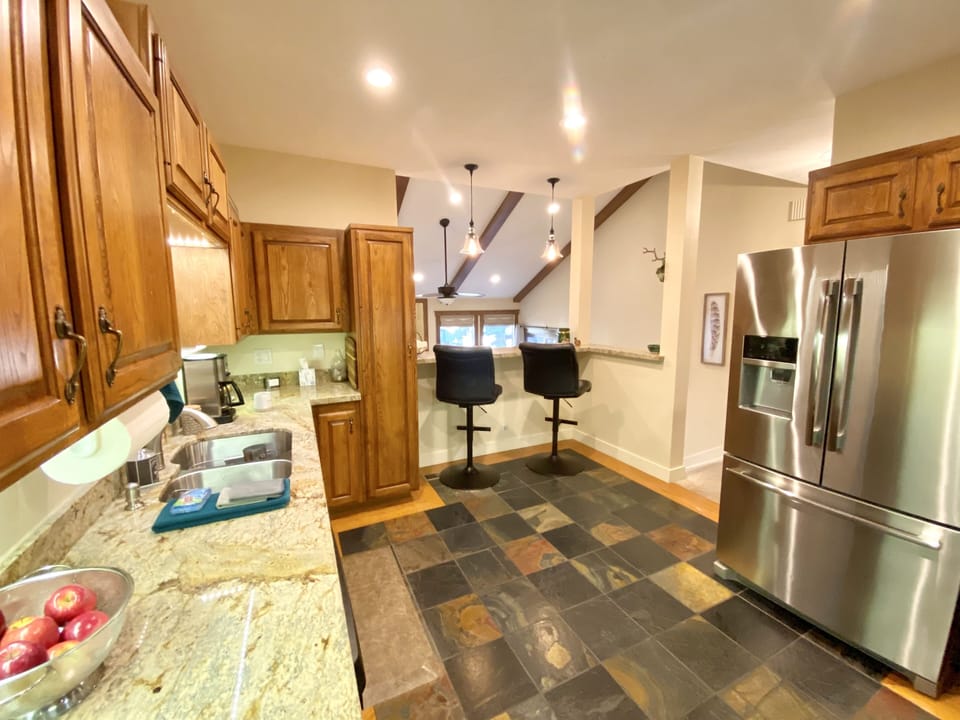 Spacious Chef's kitchen- dine in at the Bar