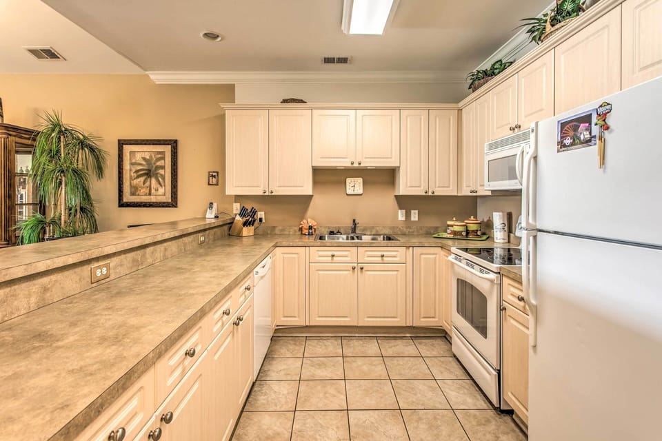 Kitchen | Fully Equipped
