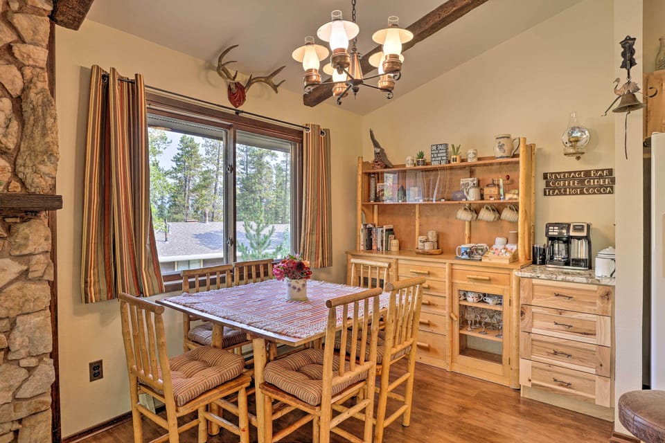 Dining Area | Dishware & Flatware