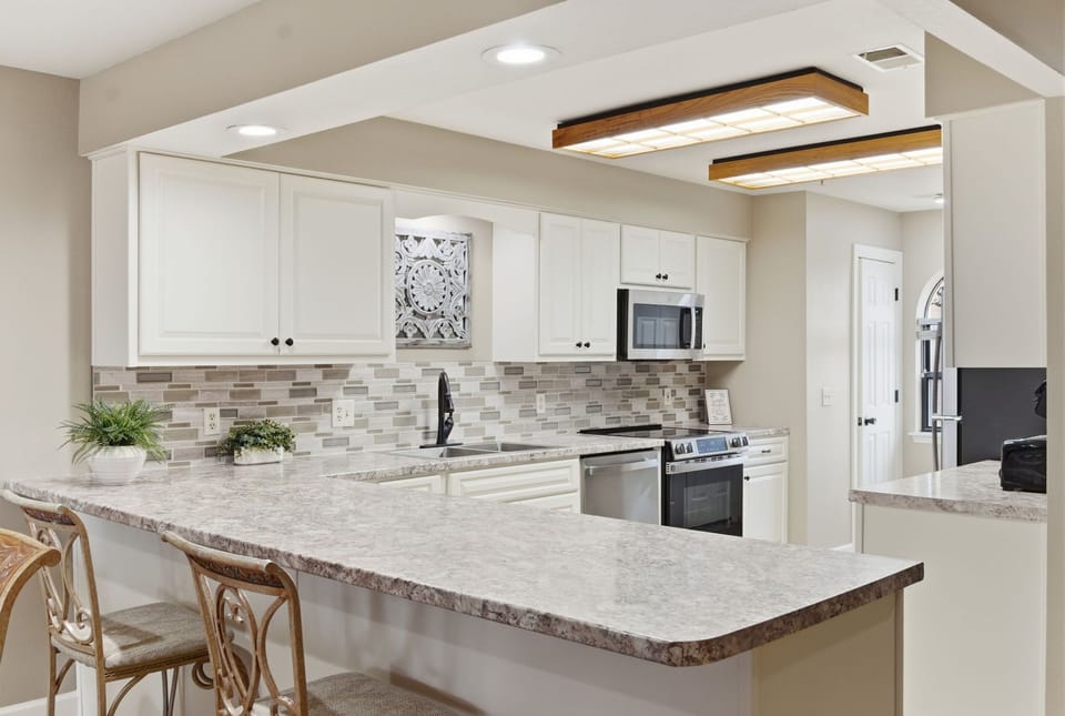 Newly Remodeled Kitchen with Upgraded Appliances!