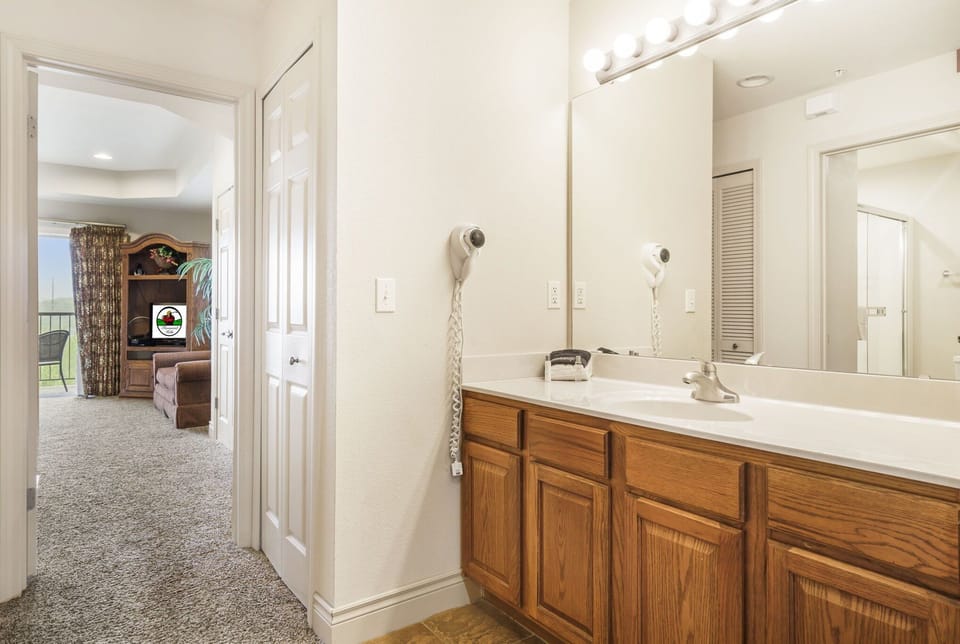 Bathroom Vanity