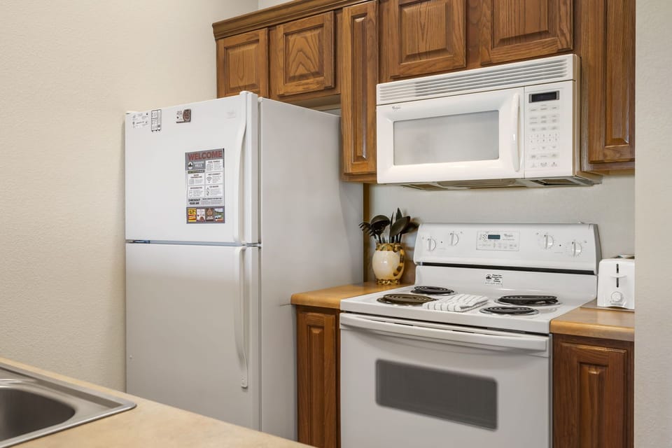 Full Kitchen