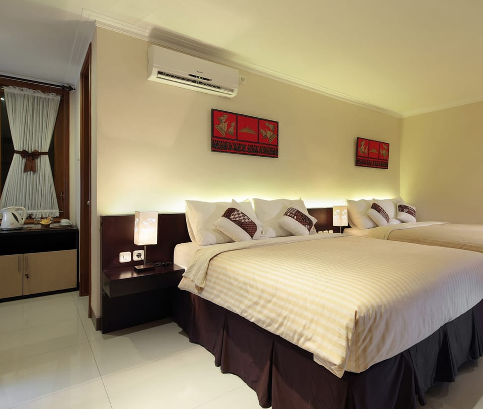 Family Room | In-room safe, desk, soundproofing, iron/ironing board