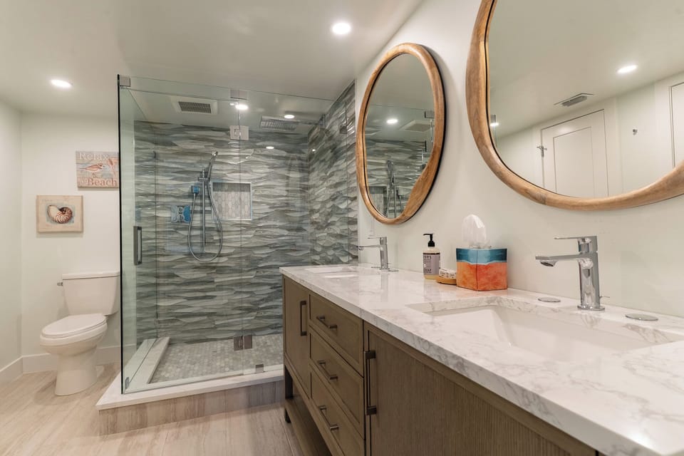 En-Suite Bathroom
