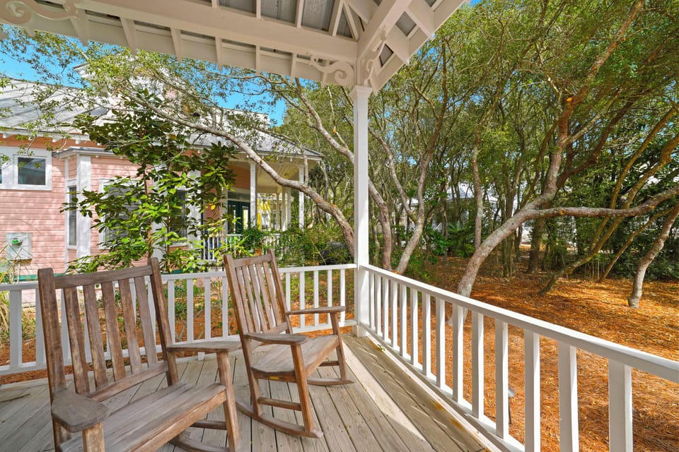 FRONT PORCH ROCKERS, OVERLOOKING PEACEFUL ROSEWALK PARK