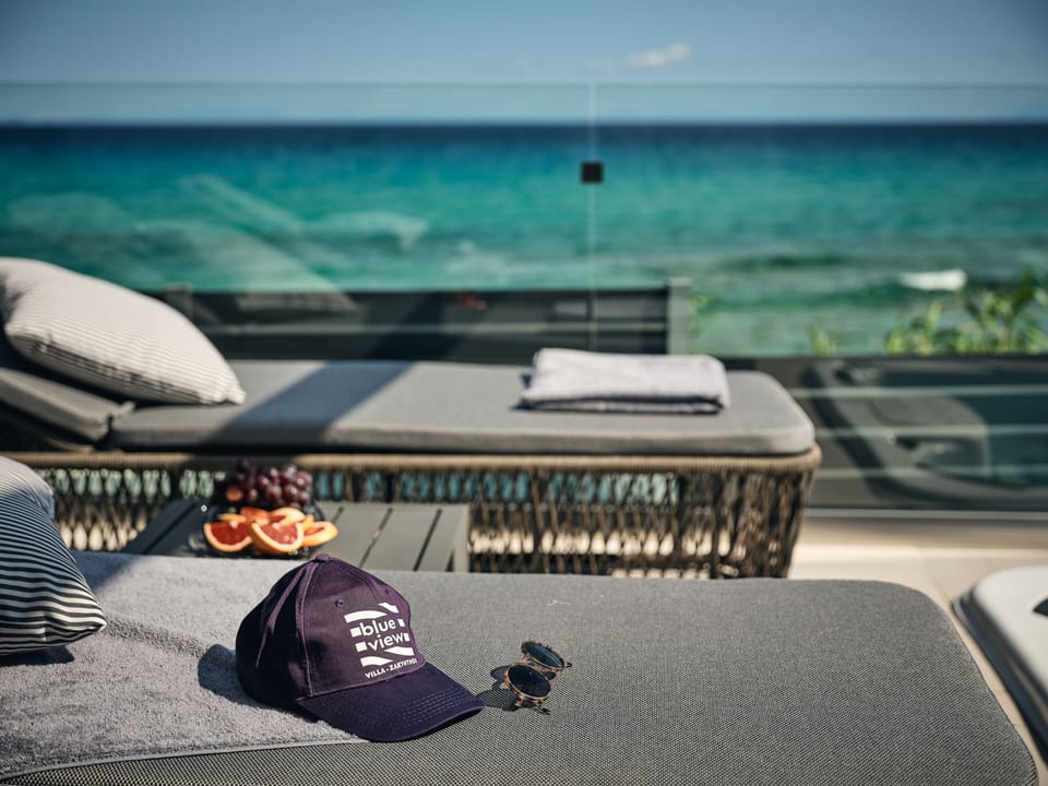 Deluxe Villa | Beach/ocean view