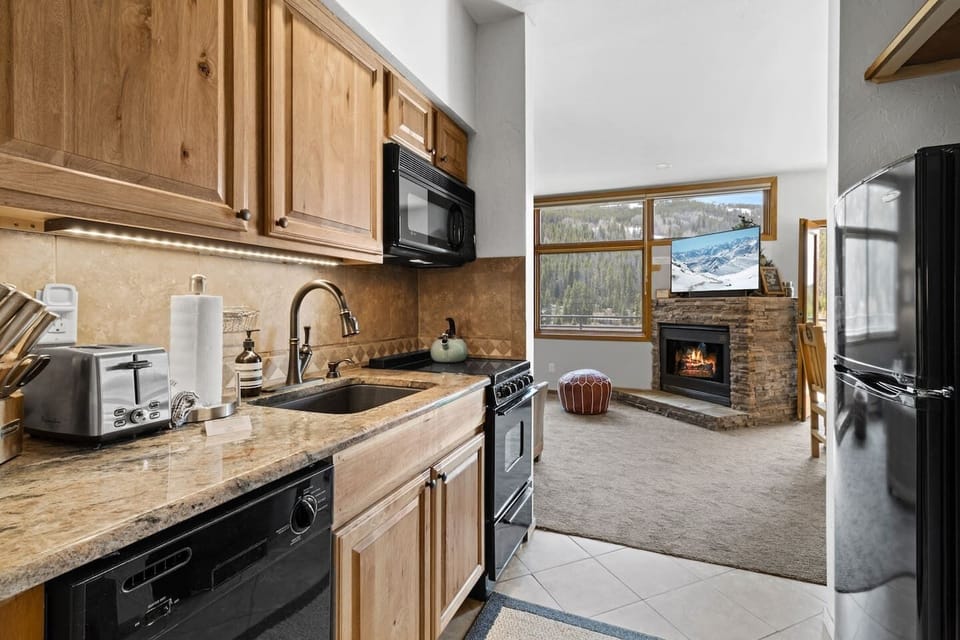 Kitchenette is clean, updated, and includes all of your basic cooking needs