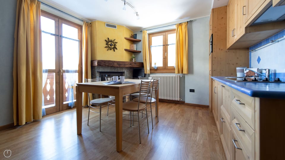 Apartment (1 Bedroom) | Interior