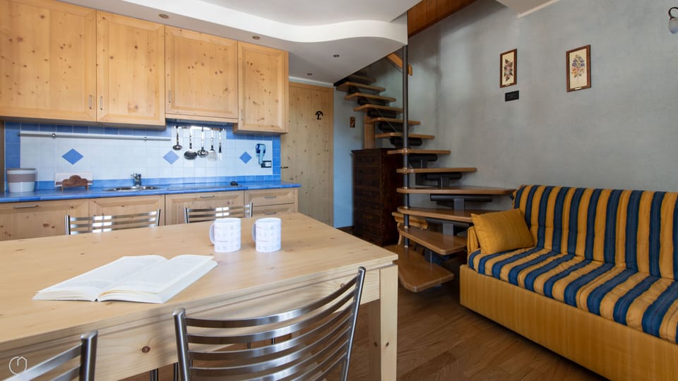 Apartment (1 Bedroom) | Interior