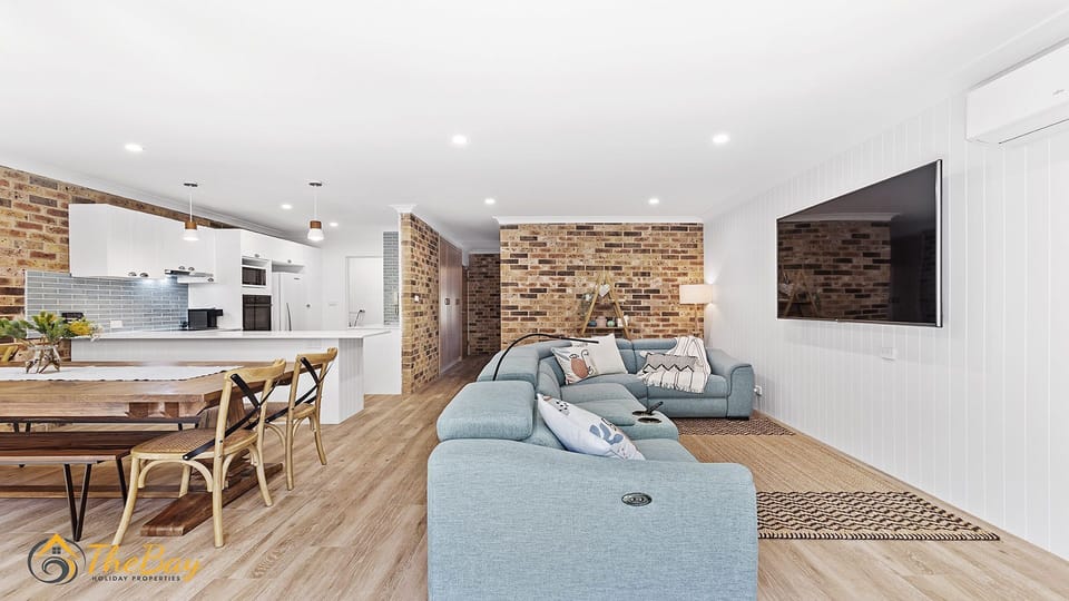 Lounge/Living Area