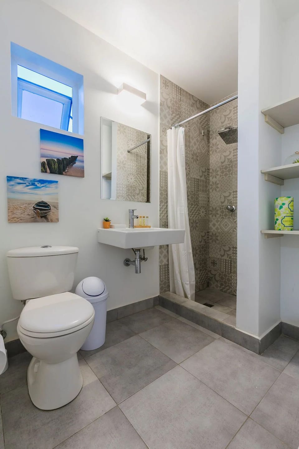 Cute Little Bathroom