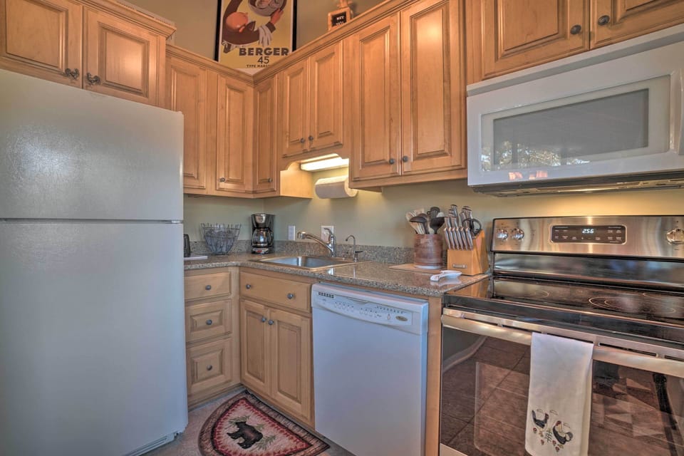 Kitchen | Fully Equipped