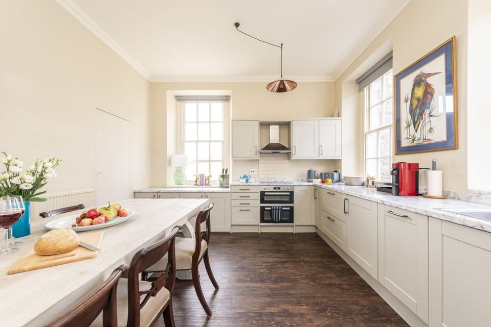 Ground floor:  Enjoy eating in the light-filled dining kitchen