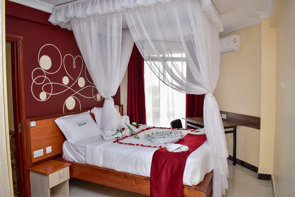 Free WiFi, bed sheets