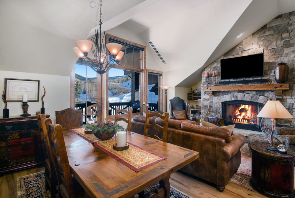 Condo, 3 Bedrooms | Dining