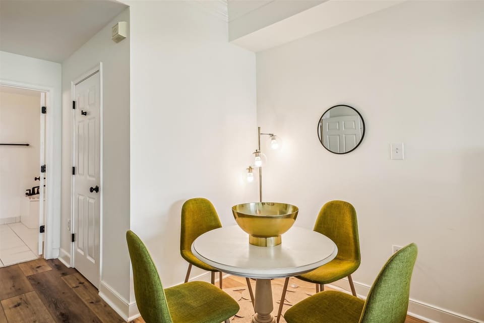 Sitting Area in Guest Room at 3103 SeaCrest