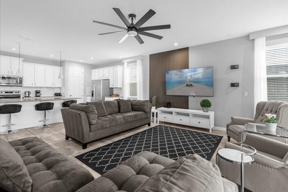 8901CarolineBayCourt(6)